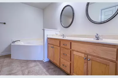 1342 Tiger Lake Drive, Gulf Breeze, FL 32563 - Photo 21