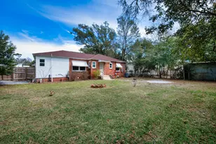 303 SE Gilliland Road SE, Pensacola, FL 32507 - Photo 31