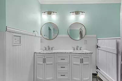 303 SE Gilliland Road SE, Pensacola, FL 32507 - Photo 17