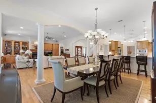 5393 Soundside Dr, Gulf Breeze, FL 32563 - Photo 5