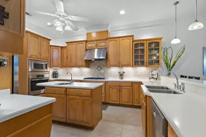 5393 Soundside Drive, Gulf Breeze, FL 32563 - Photo 9