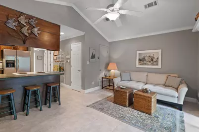 5393 Soundside Drive, Gulf Breeze, FL 32563 - Photo 17