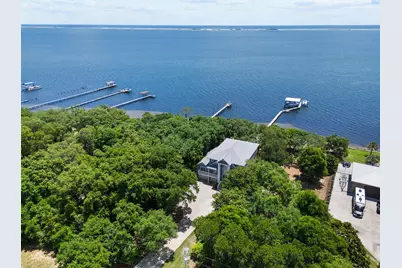 5393 Soundside Drive, Gulf Breeze, FL 32563 - Photo 35