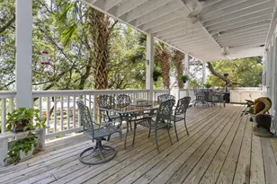 5393 Soundside Dr, Gulf Breeze, FL 32563 - Photo 15