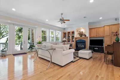 5393 Soundside Drive, Gulf Breeze, FL 32563 - Photo 11