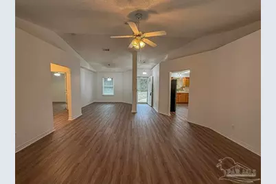 7380 Calle Ln, Navarre, FL 32566 - Photo 3