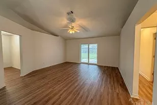 7380 Calle Ln, Navarre, FL 32566 - Photo 5