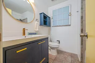 8253 Navarre Pkwy, Navarre, FL 32566 - Photo 15