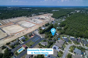 1717 E Smugglers Cove Dr E, Gulf Breeze, FL 32563 - Photo 7