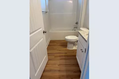 158 W Honeysuckle St W, Defuniak Springs, FL 32433 - Photo 7