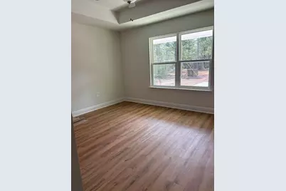 158 W Honeysuckle St W, Defuniak Springs, FL 32433 - Photo 3