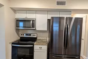 1007 Boulevard De La Parisienne, Mary Esther, FL 32569 - Photo 9