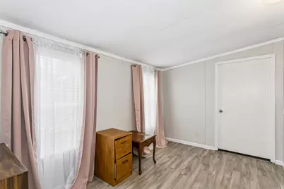 2539 Andorra Street, Navarre, FL 32566 - Photo 7