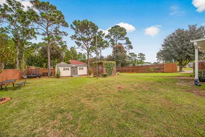 2379 Edgewood Drive, Navarre, FL 32566 - Photo 51