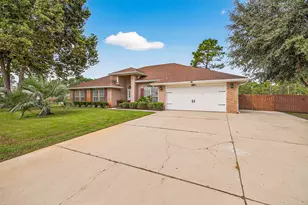 2379 Edgewood Dr, Navarre, FL 32566 - Photo 5