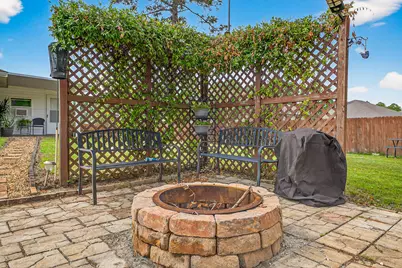 2379 Edgewood Drive, Navarre, FL 32566 - Photo 53