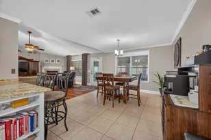 2379 Edgewood Dr, Navarre, FL 32566 - Photo 15