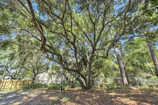 3972 Paradise Bay Dr, Gulf Breeze, FL 32563 - Photo 31