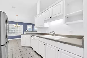 3972 Paradise Bay Dr, Gulf Breeze, FL 32563 - Photo 7