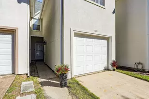 7222 Majestic Blvd, Navarre, FL 32566 - Photo 3