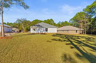 8401 Segura St, Navarre, FL 32566 - Photo 5