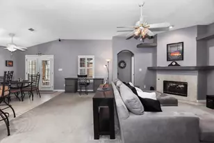 1706 Turkey Oak Dr, Navarre, FL 32566 - Photo 5