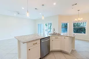 212 Harbor Blvd, Destin, FL 32541 - Photo 15