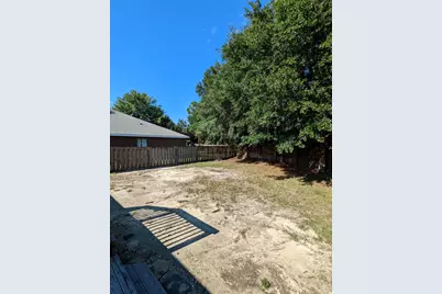 7318 E Bay Boulevard E, Navarre, FL 32566 - Photo 31