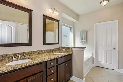 1806 Coast Court, Gulf Breeze, FL 32563 - Photo 9