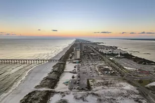 8577 Gulf Blvd, Navarre, FL 32566 - Photo 31