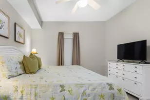 8577 Gulf Blvd, Navarre, FL 32566 - Photo 17