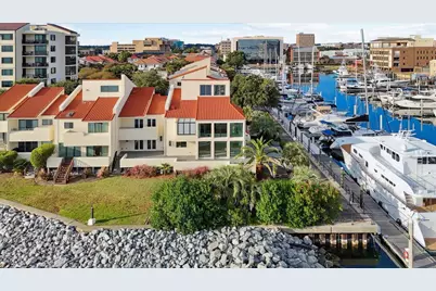 1 Port Royal Way #1&amp;3, Pensacola, FL 32502 - Photo 5