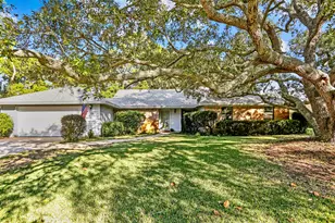 1328 Tiger Ln, Gulf Breeze, FL 32563 - Photo 45