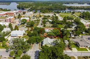 6849 Oak St, Milton, FL 32570 - Photo 1