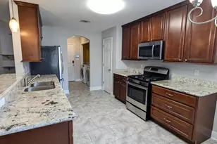 8129 Segura St, Navarre, FL 32566 - Photo 7