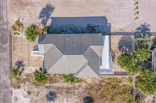 1479 Homeport Dr, Navarre, FL 32566 - Photo 9