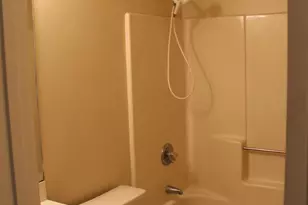 2138 Edgewood Dr, Navarre, FL 32566 - Photo 7