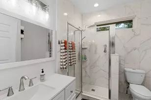 216 N B Street N, Pensacola, FL 32502 - Photo 17