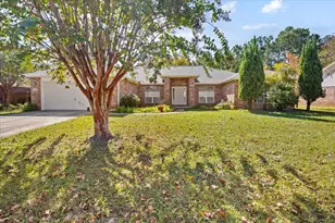 8335 Onich Dr, Navarre, FL 32566 - Photo 3