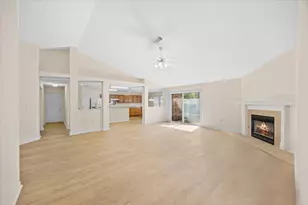 8335 Onich Dr, Navarre, FL 32566 - Photo 7