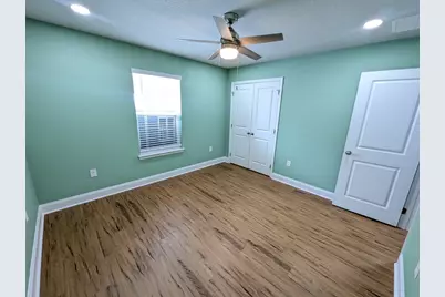 2266 Paloma Street, Navarre, FL 32566 - Photo 17