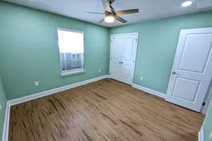 2266 Paloma St, Navarre, FL 32566 - Photo 17