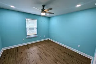 2266 Paloma St, Navarre, FL 32566 - Photo 13