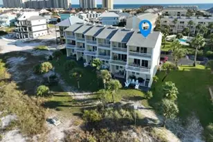 1440 Paradise Point Dr, Navarre, FL 32566 - Photo 1