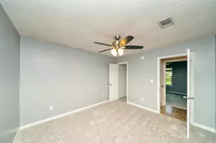 8828 Arlington Pl, Navarre, FL 32566 - Photo 15
