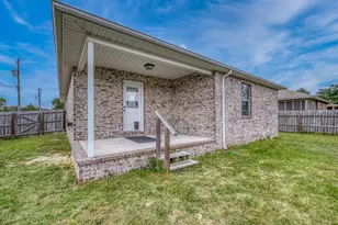 8505 Carlos St, Navarre, FL 32566 - Photo 39