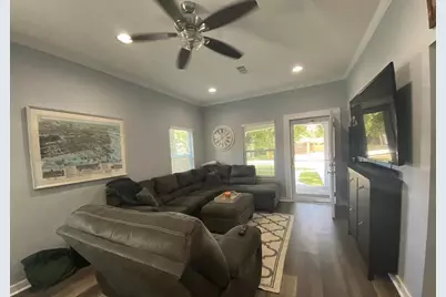 1106 W Gregory Street W, Pensacola, FL 32502 - Photo 3