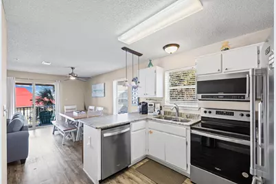 7476 Sunset Harbor Drive #APT 423, Navarre, FL 32566 - Photo 5