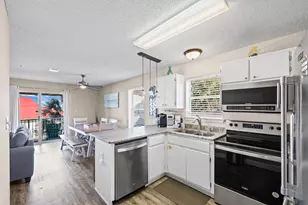 7476 Sunset Harbor Dr, Navarre, FL 32566 - Photo 5