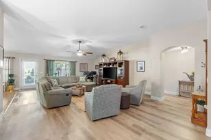 2628 Citrus Dr, Navarre, FL 32566 - Photo 11